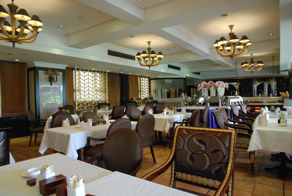 东莞君兰酒店 Grand Land Hotel Dongguan  Dış mekan fotoğraf