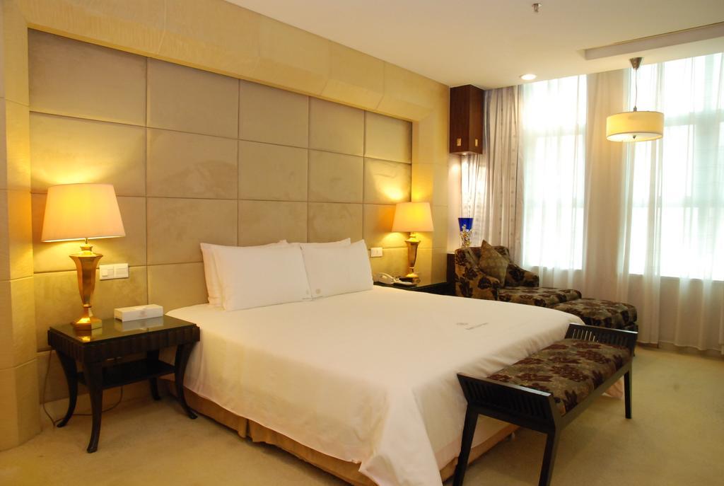 东莞君兰酒店 Grand Land Hotel Dongguan  Dış mekan fotoğraf