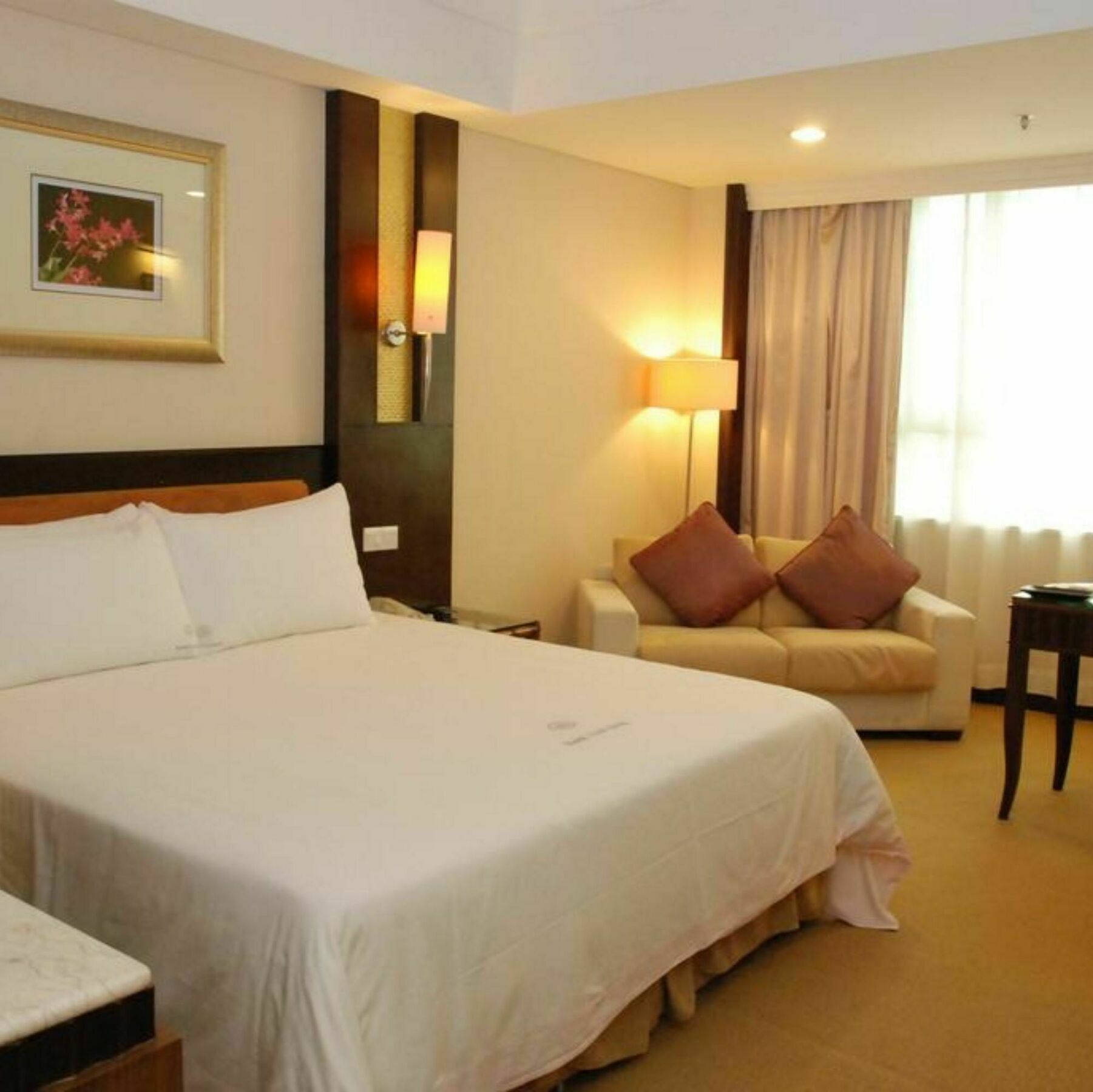 东莞君兰酒店 Grand Land Hotel Dongguan  Dış mekan fotoğraf